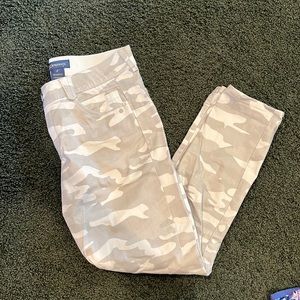 Democracy camo pants